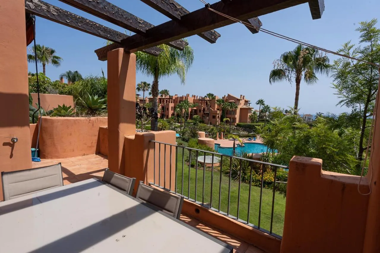 El Sol Sotoserena 2 Bedroom Apartment Estepona 0*,  Spain